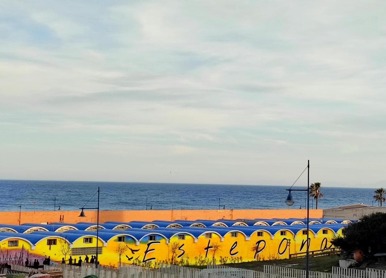 Ferienwohnung Junto A La Playa Del Cristo Cerca Del Puerto Estepona Exterior foto