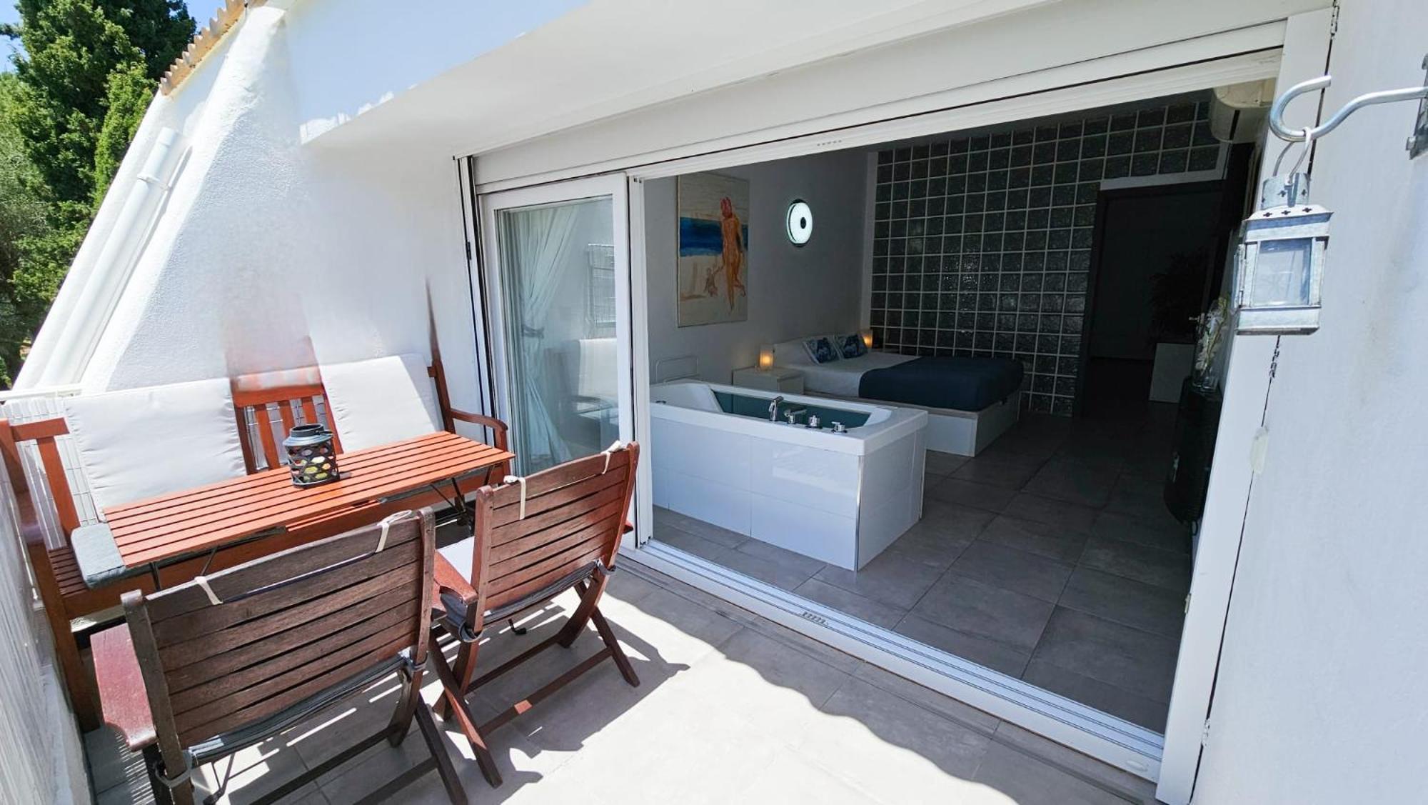 Ferienwohnung Junto A La Playa Del Cristo Cerca Del Puerto Estepona Exterior foto